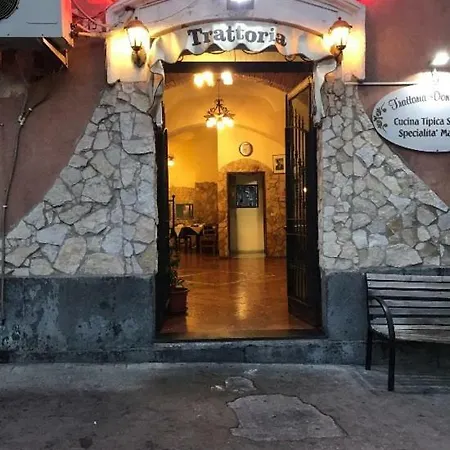 Apartment Gisira Al Borgo Catania